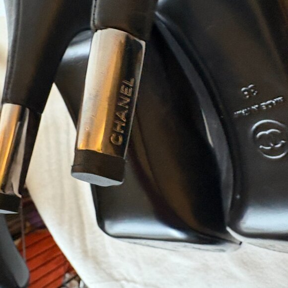 Chanel black leather heeled ankle booties logo boots size 38 Bottines - Picture 6 of 15